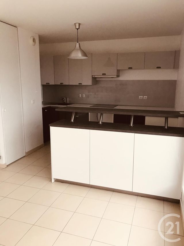 Appartement T2 &agrave; louer - 2 pi&egrave;ces - 41,70 m2 - Villenave D Ornon - 33 - AQUITAINE