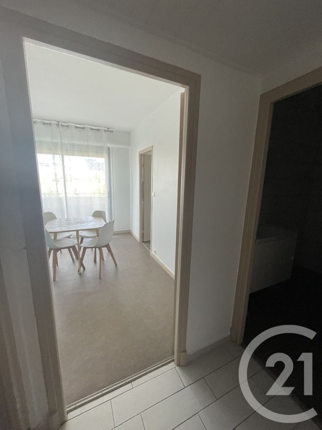 Appartement F2 &agrave; louer - 2 pi&egrave;ces - 48 m2 - Bordeaux - 33 - AQUITAINE