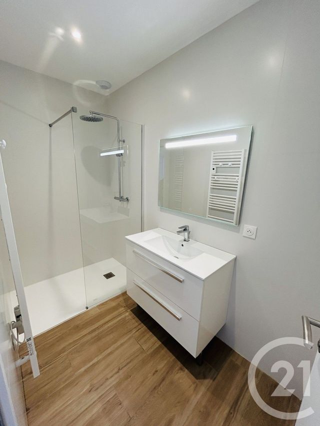 Maison &agrave; louer - 3 pi&egrave;ces - 64,42 m2 - St Vincent De Paul - 33 - AQUITAINE