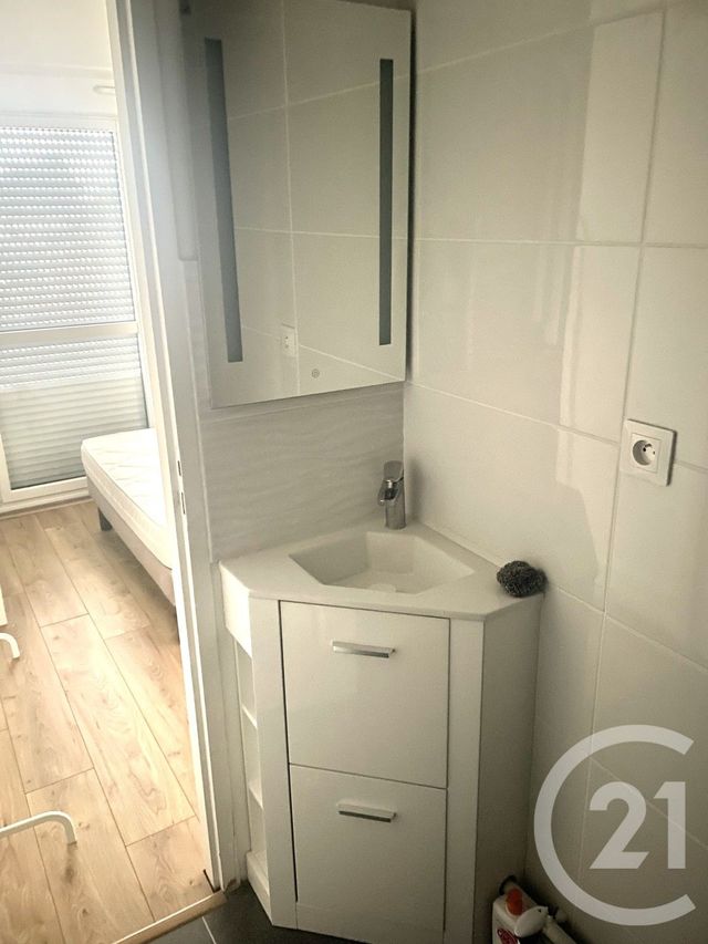 Appartement T2 &agrave; louer - 2 pi&egrave;ces - 27,01 m2 - Talence - 33 - AQUITAINE