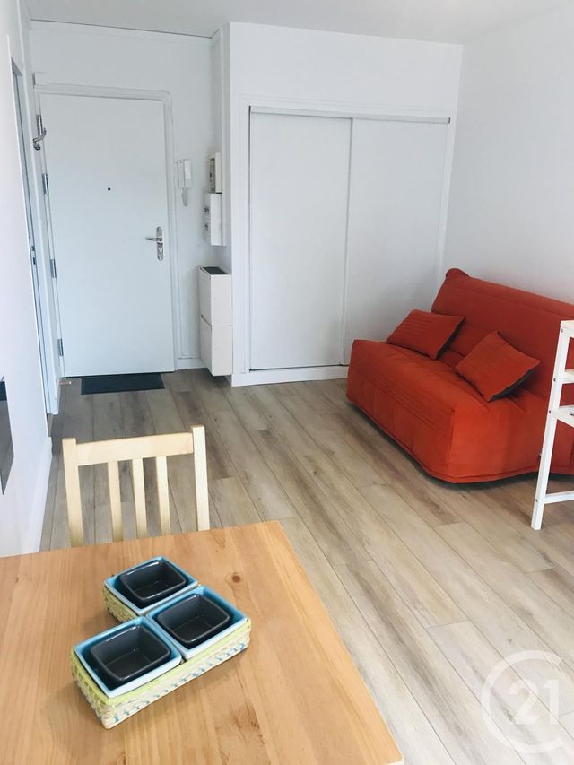 Appartement Studio &agrave; louer - 1 pi&egrave;ce - 25,01 m2 - Talence - 33 - AQUITAINE