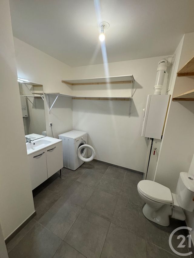 Appartement T2 &agrave; louer - 2 pi&egrave;ces - 42,80 m2 - Villenave D Ornon - 33 - AQUITAINE