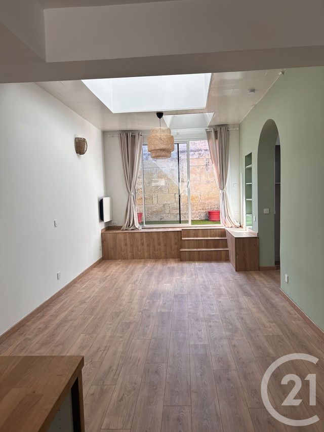 Maison &agrave; louer - 3 pi&egrave;ces - 69,06 m2 - Bordeaux - 33 - AQUITAINE