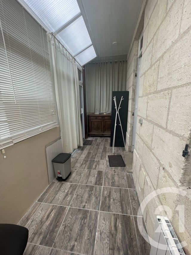 Appartement T2 &agrave; louer - 2 pi&egrave;ces - 27,08 m2 - Bordeaux - 33 - AQUITAINE
