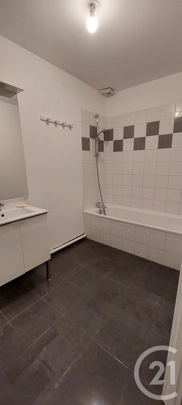Appartement T4 &agrave; louer - 4 pi&egrave;ces - 90,99 m2 - Villenave D Ornon - 33 - AQUITAINE