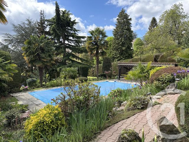 Maison à vendre - 10 pièces - 250 m2 - Maurecourt - 78 - ILE-DE-FRANCE