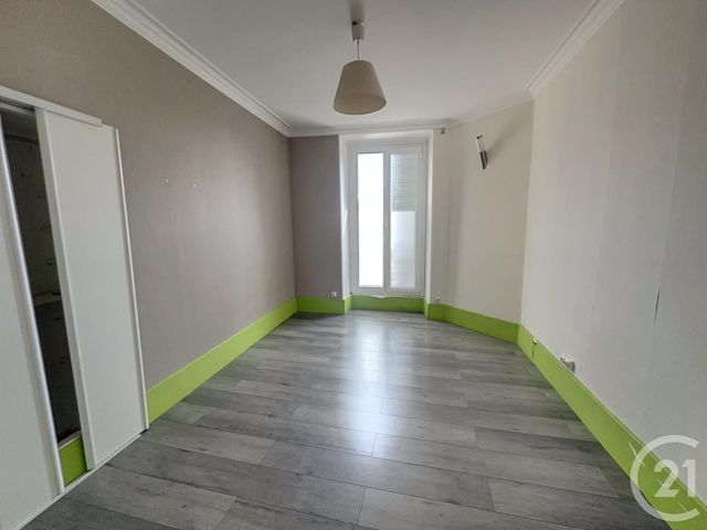 Appartement F3 à vendre - 3 pièces - 66,80 m2 - Chanteloup Les Vignes - 78 - ILE-DE-FRANCE