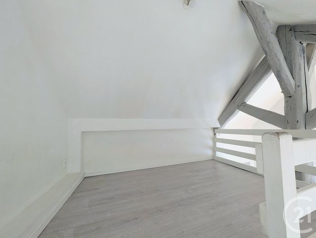 Appartement Studio &agrave; louer - 1 pi&egrave;ce - 24,71 m2 - Triel Sur Seine - 78 - ILE-DE-FRANCE