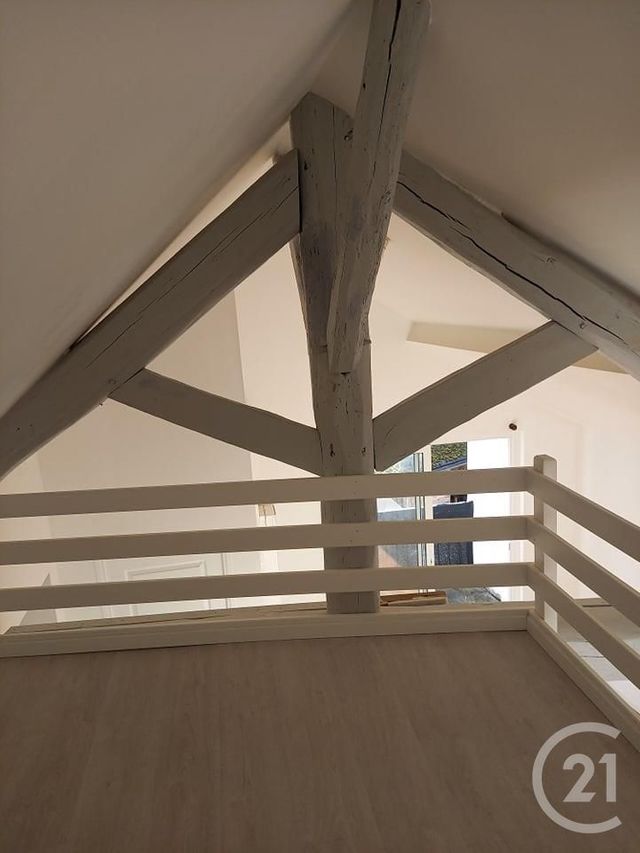 Appartement Studio &agrave; louer - 1 pi&egrave;ce - 24,71 m2 - Triel Sur Seine - 78 - ILE-DE-FRANCE