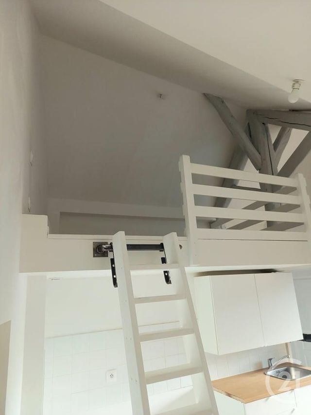 Appartement Studio &agrave; louer - 1 pi&egrave;ce - 24,71 m2 - Triel Sur Seine - 78 - ILE-DE-FRANCE