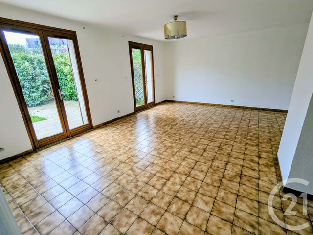 Maison &agrave; louer - 6 pi&egrave;ces - 119 m2 - Verneuil Sur Seine - 78 - ILE-DE-FRANCE