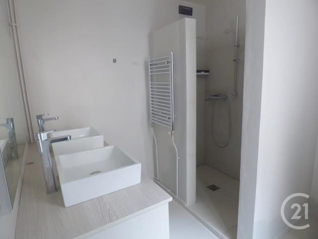 Maison &agrave; louer - 3 pi&egrave;ces - 57,81 m2 - Vernouillet - 78 - ILE-DE-FRANCE