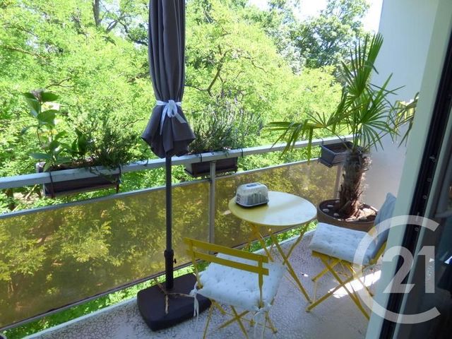 Appartement F4 &agrave; louer - 4 pi&egrave;ces - 83,05 m2 - Verneuil Sur Seine - 78 - ILE-DE-FRANCE