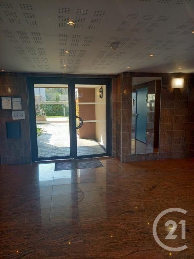 Appartement F2 &agrave; louer - 2 pi&egrave;ces - 40,14 m2 - Les Mureaux - 78 - ILE-DE-FRANCE