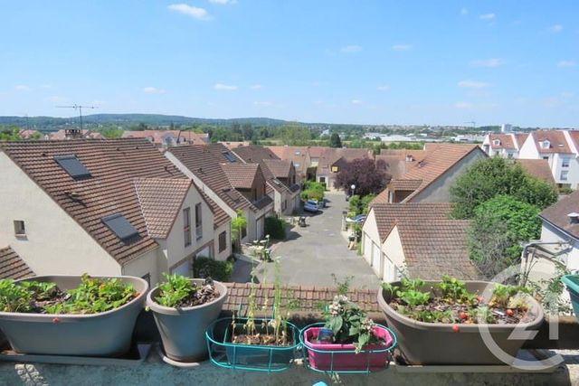 Appartement Duplex &agrave; louer - 2 pi&egrave;ces - 49,51 m2 - Triel Sur Seine - 78 - ILE-DE-FRANCE