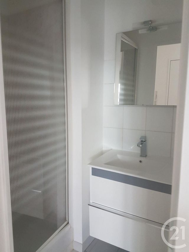 Appartement F1 &agrave; louer - 1 pi&egrave;ce - 23,46 m2 - Vernouillet - 78 - ILE-DE-FRANCE