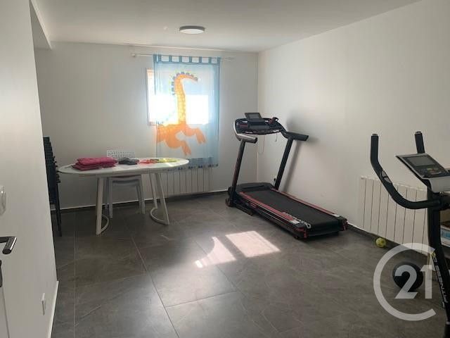 Maison &agrave; louer - 7 pi&egrave;ces - 197,50 m2 - Triel Sur Seine - 78 - ILE-DE-FRANCE