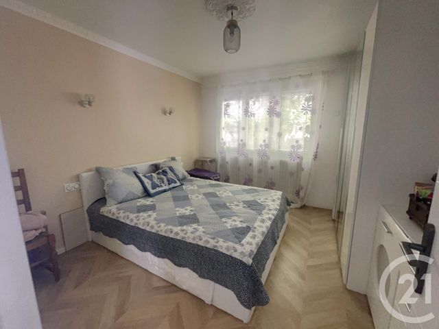 Maison &agrave; louer - 7 pi&egrave;ces - 197,50 m2 - Triel Sur Seine - 78 - ILE-DE-FRANCE