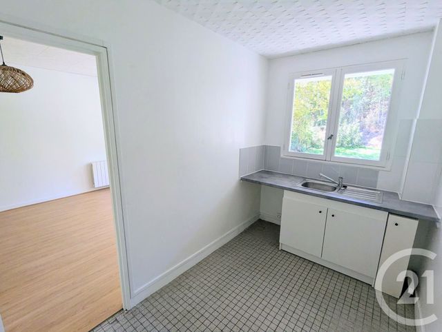 Appartement F2 &agrave; louer - 2 pi&egrave;ces - 47,30 m2 - Andresy - 78 - ILE-DE-FRANCE