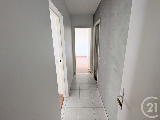 Appartement F3 &agrave; louer - 3 pi&egrave;ces - 65,38 m2 - Verneuil Sur Seine - 78 - ILE-DE-FRANCE