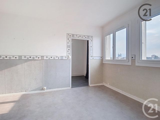 Appartement F2 à vendre - 2 pièces - 36 m2 - Troyes - 10 - CHAMPAGNE-ARDENNE