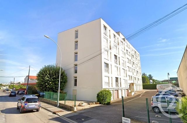 Appartement F2 à vendre - 2 pièces - 46 m2 - St Julien Les Villas - 10 - CHAMPAGNE-ARDENNE