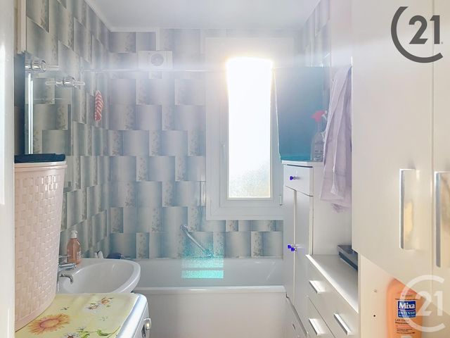 Appartement F4 &agrave; vendre - 4 pi&egrave;ces - 70,14 m2 - Troyes - 10 - CHAMPAGNE-ARDENNE