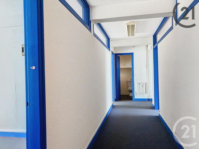 Bureaux à vendre - 81.17 m2 - 10 - Aube