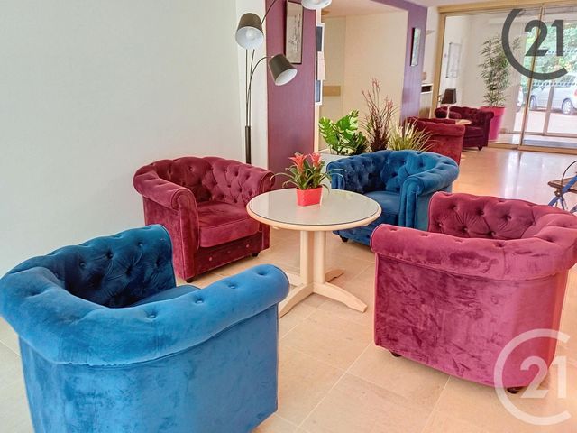 Appartement Studio à vendre - 1 pièce - 37 m2 - Troyes - 10 - CHAMPAGNE-ARDENNE