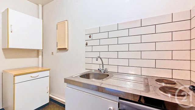 Appartement F1 &agrave; vendre - 1 pi&egrave;ce - 27 m2 - St Julien Les Villas - 10 - CHAMPAGNE-ARDENNE