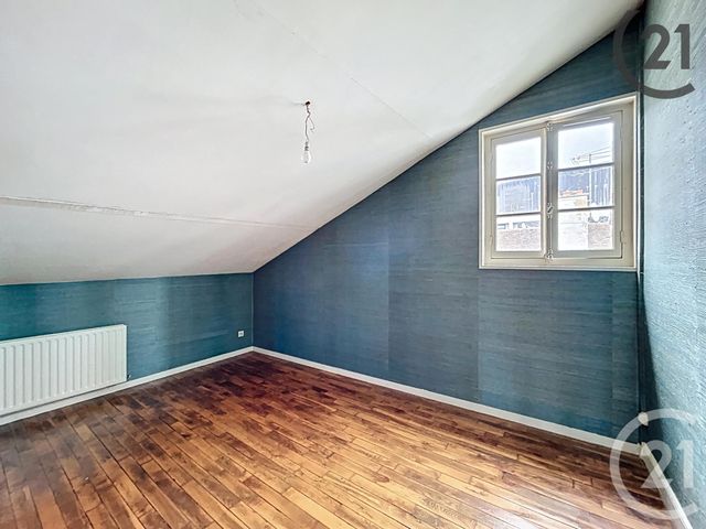 Appartement T4 à vendre - 4 pièces - 74,30 m2 - 10 - CHAMPAGNE-ARDENNE