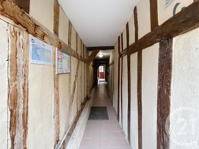 Appartement T4 à vendre - 4 pièces - 74,30 m2 - 10 - CHAMPAGNE-ARDENNE