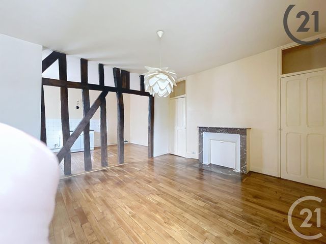 Appartement T4 à vendre - 4 pièces - 74,30 m2 - 10 - CHAMPAGNE-ARDENNE