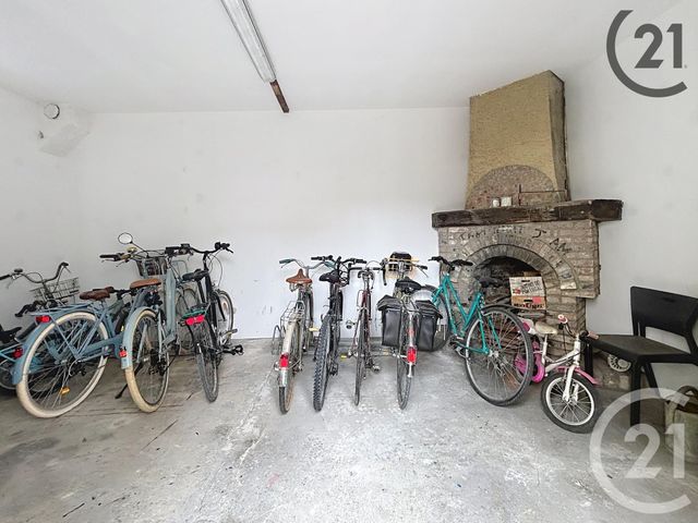 Appartement T4 à vendre - 4 pièces - 74,30 m2 - 10 - CHAMPAGNE-ARDENNE