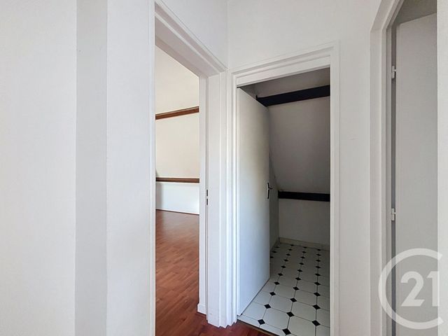 Appartement F2 &agrave; louer - 2 pi&egrave;ces - 35 m2 - Troyes - 10 - CHAMPAGNE-ARDENNE