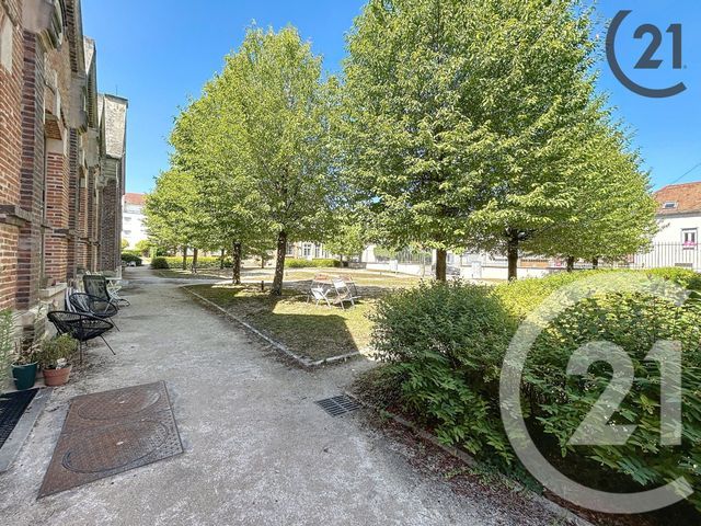 Appartement F4 à vendre - 4 pièces - 118 m2 - Ste Savine - 10 - CHAMPAGNE-ARDENNE