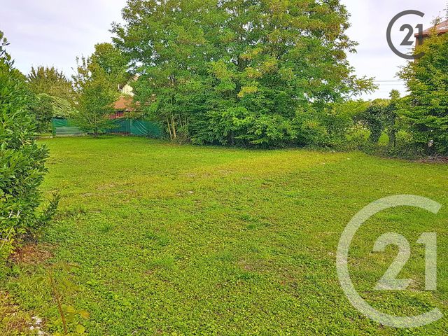 terrain - TROYES - 10