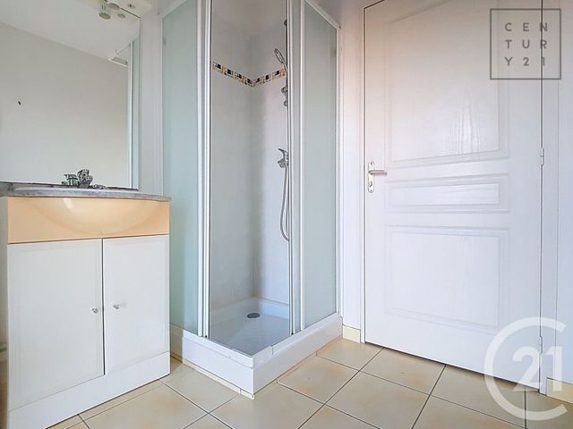 Appartement Studio &agrave; vendre - 1 pi&egrave;ce - 22,80 m2 - St Julien Les Villas - 10 - CHAMPAGNE-ARDENNE