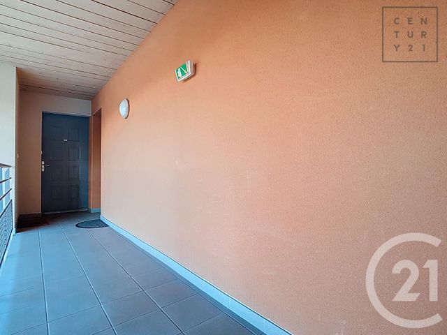 Appartement Studio &agrave; vendre - 1 pi&egrave;ce - 22,80 m2 - St Julien Les Villas - 10 - CHAMPAGNE-ARDENNE