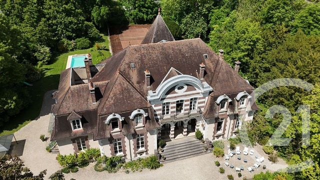 Maison &agrave; vendre - 15 pi&egrave;ces - 655 m2 - St Julien Les Villas - 10 - CHAMPAGNE-ARDENNE