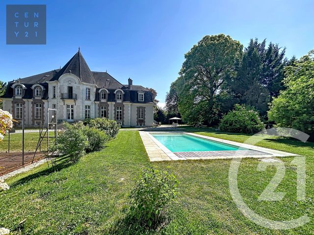 Maison &agrave; vendre - 15 pi&egrave;ces - 655 m2 - St Julien Les Villas - 10 - CHAMPAGNE-ARDENNE