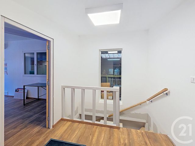 Local commercial à louer - 593.0 m2 - 10 - Aube