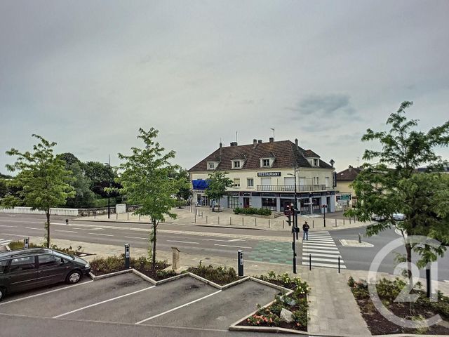 Appartement F2 &agrave; louer - 2 pi&egrave;ces - 58 m2 - Pont Ste Marie - 10 - CHAMPAGNE-ARDENNE