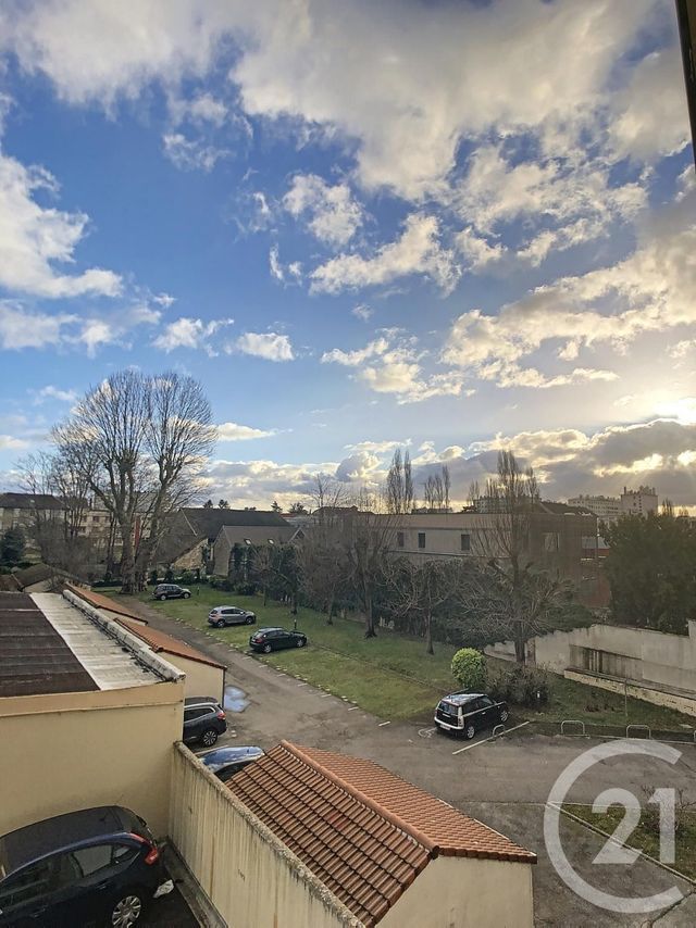 Appartement F4 à louer - 4 pièces - 90 m2 - Troyes - 10 - CHAMPAGNE-ARDENNE