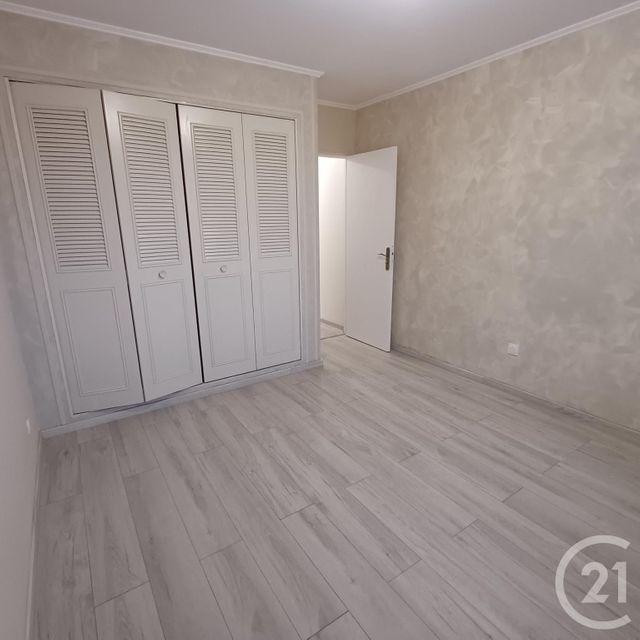 Appartement F3 &agrave; vendre - 3 pi&egrave;ces - 62,33 m2 - St Andre Les Vergers - 10 - CHAMPAGNE-ARDENNE