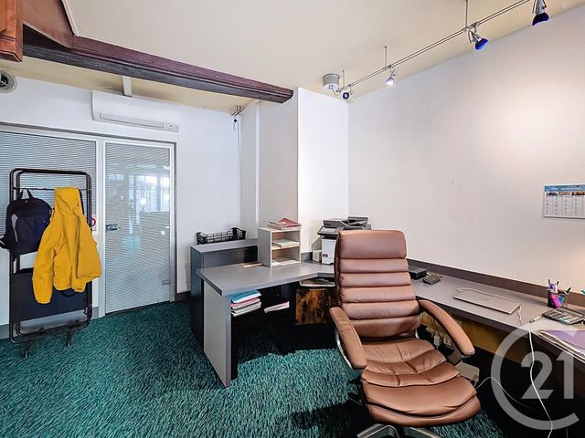 Local commercial à louer - 100.0 m2 - 10 - Aube