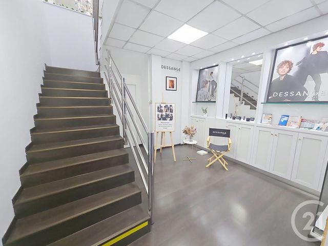 Local commercial à louer - 270.0 m2 - 10 - Aube