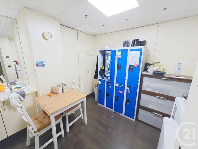 Local commercial à louer - 270.0 m2 - 10 - Aube