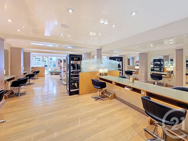 Local commercial à louer - 90.0 m2 - 10 - Aube