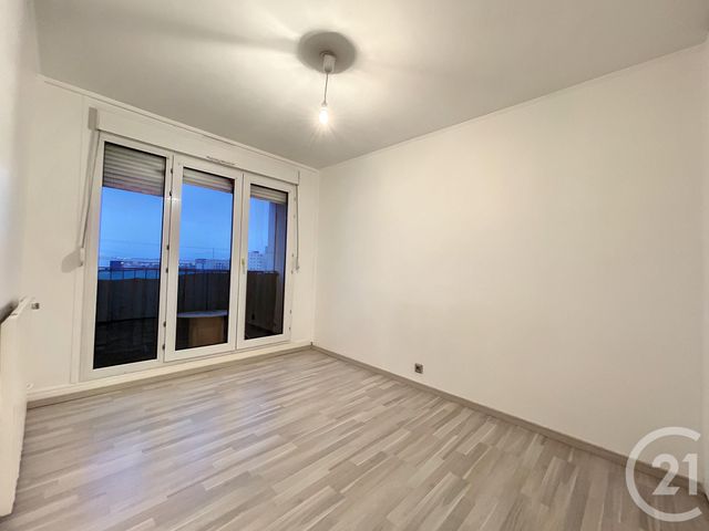 Appartement F3 à louer - 3 pièces - 65 m2 - La Chapelle St Luc - 10 - CHAMPAGNE-ARDENNE
